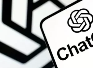 Aluno-faz-pergunta-ao-ChatGPT-e-sai-algemado-da-escola.webp.webp