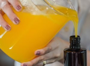 Anvisa-veja-a-lista-de-cosmeticos-que-podem-ter-fabricacao.jpg