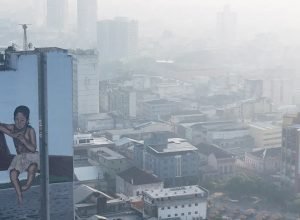 Fumaca-de-queimada-que-encobre-Manaus-traz-alerta-para-riscos.jpg