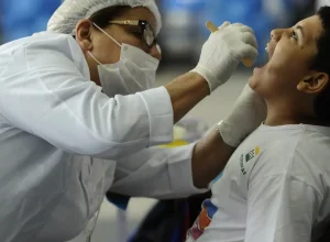Governo-deve-entregar-mais-400-unidades-odontologicas-moveis.webp