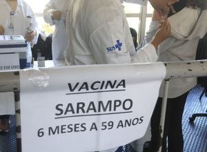 Mais-de-795-mil-vacinas-contra-o-sarampo-foram-aplicadas.jpg