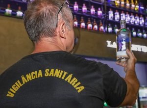 Metanol-nove-estados-investigam-casos-de-intoxicacao.jpg
