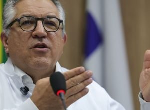 Nao-vamos-negar-aos-nossos-filhos-o-direito-a-vacina.jpg