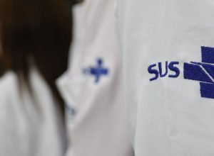 Programa-conclui-formacao-de-109-mil-agentes-de-saude-em.jpg