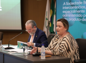 Resolucao-proibe-uso-de-PMMA-por-medicos-em-procedimentos-na.png