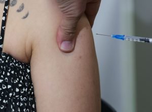 SP-comeca-projeto-piloto-de-vacinacao-contra-chikungunya-em-Mirassol.jpg