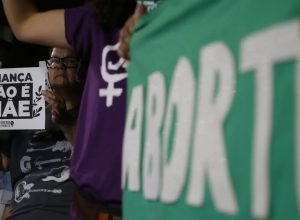 Sociedade-pediatrica-e-contra-projeto-que-dificulta-aborto-legal.jpg