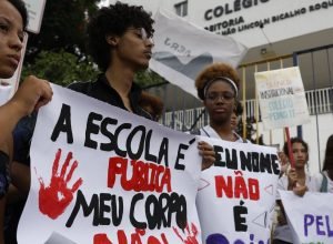 Um-quarto-das-estudantes-adolescentes-ja-foi-alvo-de-violencia.jpg